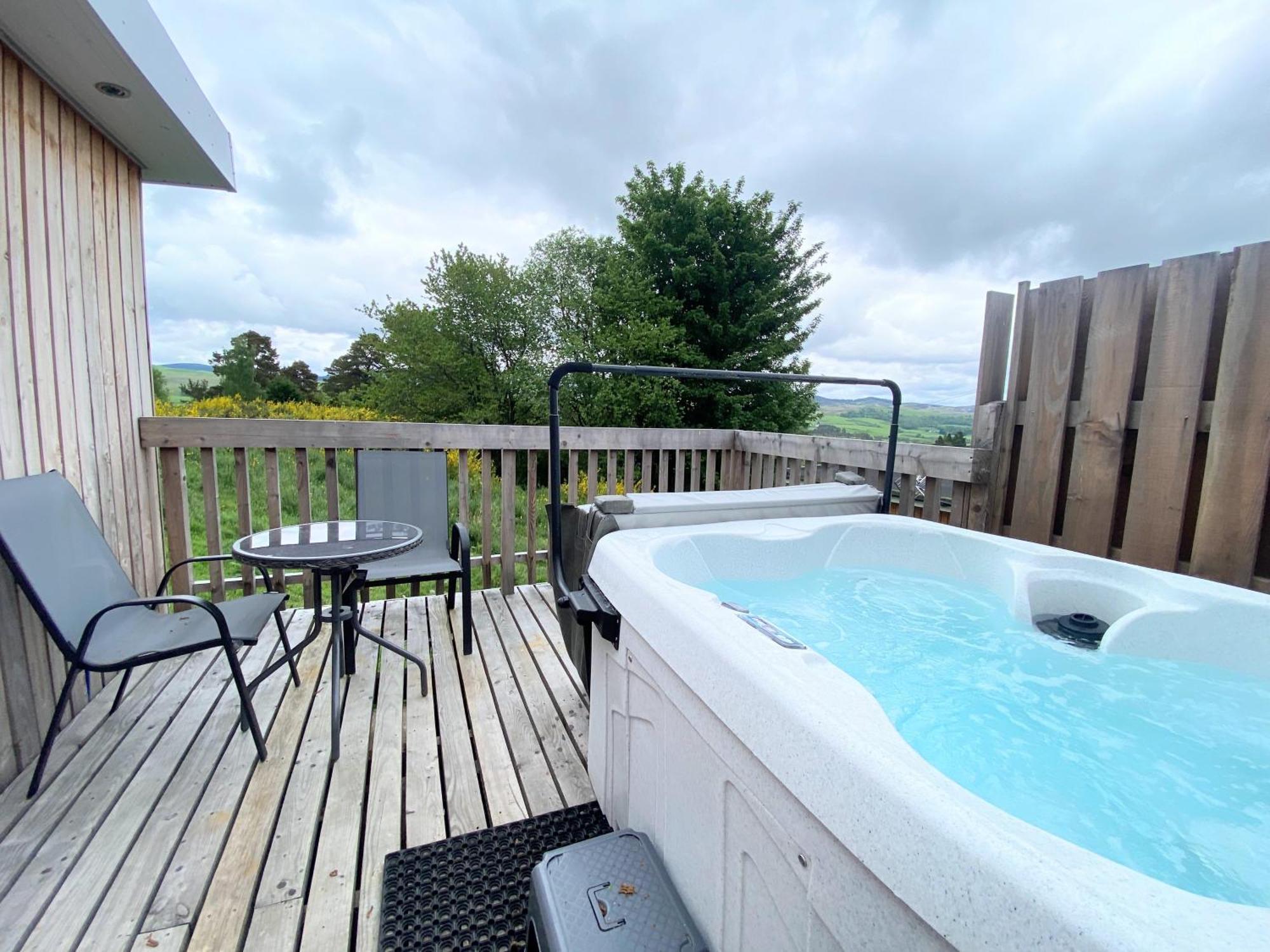 Kaoglen Lodge - Fawn Pod - Hot Tub - Dogs - Pitlochry - Luxury Blairgowrie and Rattray Exterior foto